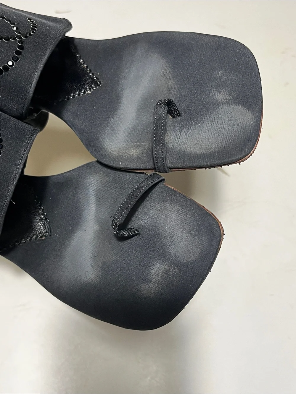 CHANEL Black Square Toe Toe-Loop Mules with Beaded CC - Picture 2 of 6